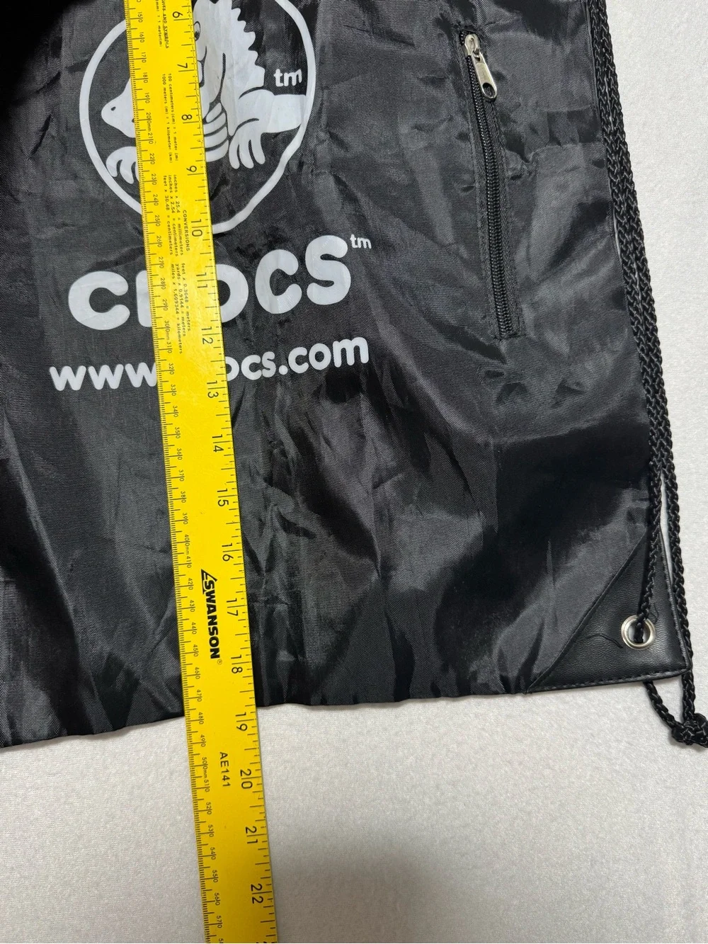 Vintage Crocs Black Drawstring Backpack Cinch Bag with Zipper Pocket